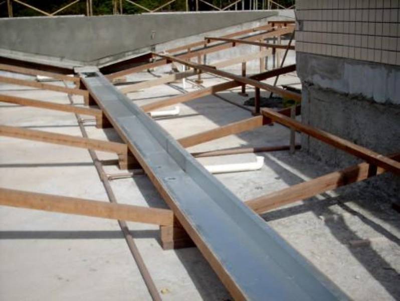 Calha de Alumínio para Telhado Parque Valença I - Calha de Alumínio para Galpão Industrial